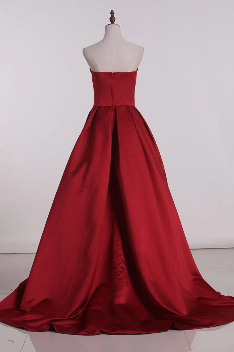 Party Dresses Sweetheart Satin Red Court Train
