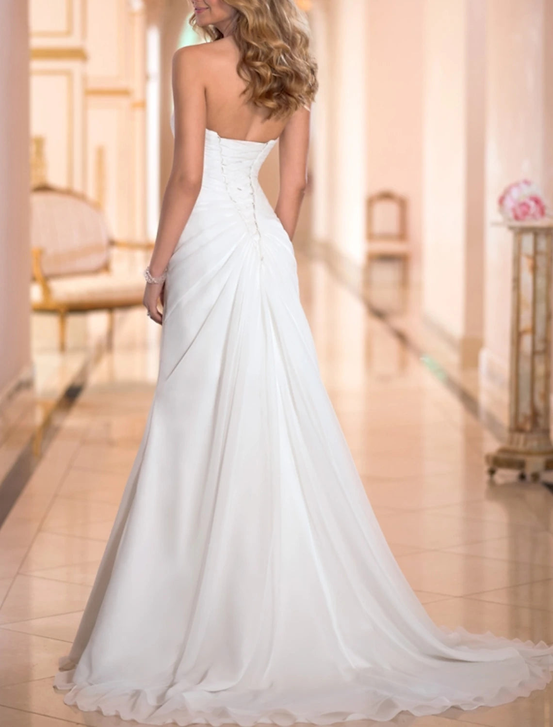 Hall Casual Wedding Dresses A-Line Sweetheart Strapless Sweep / Brush Train Chiffon Bridal Gowns With Crystals