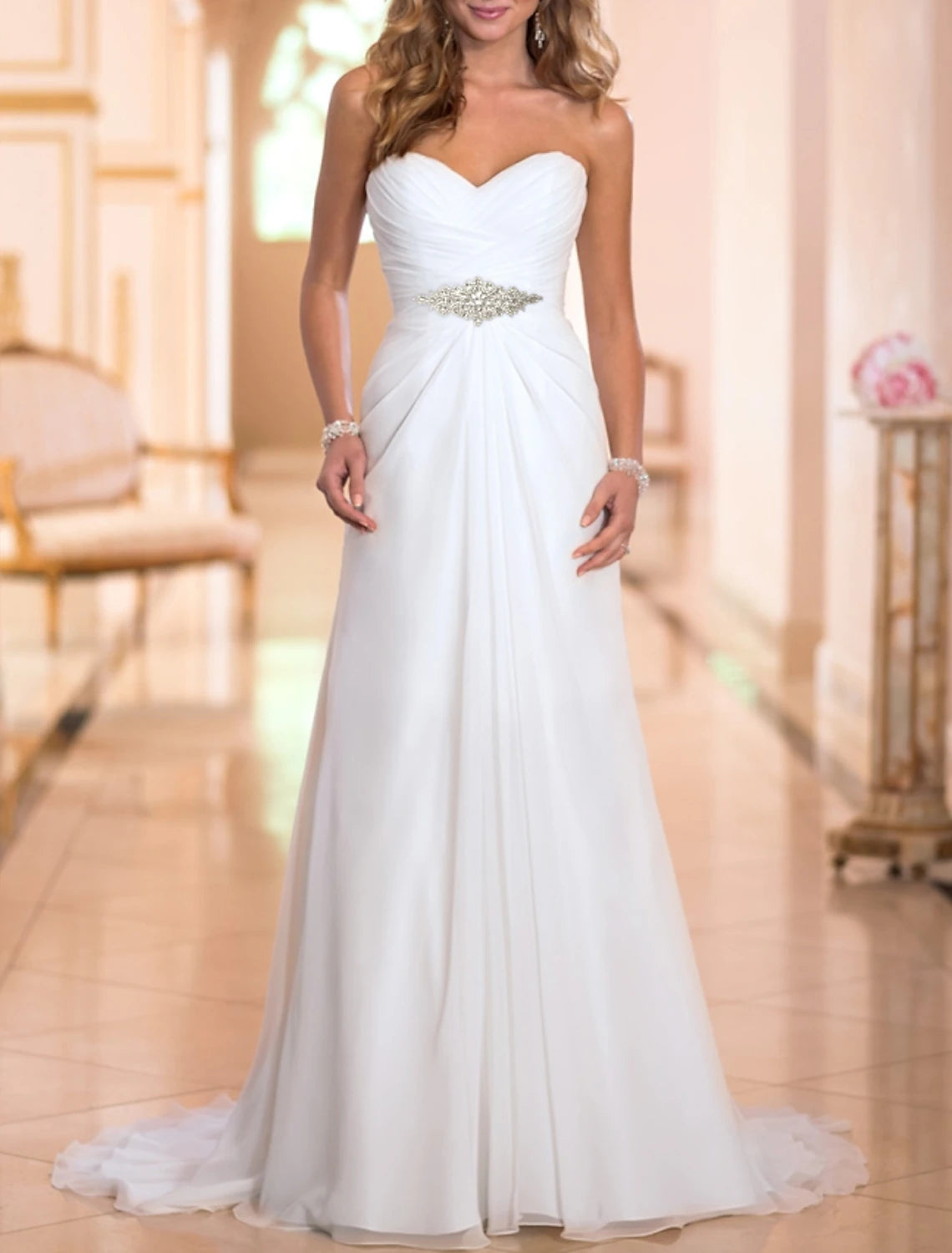Hall Casual Wedding Dresses A-Line Sweetheart Strapless Sweep / Brush Train Chiffon Bridal Gowns With Crystals
