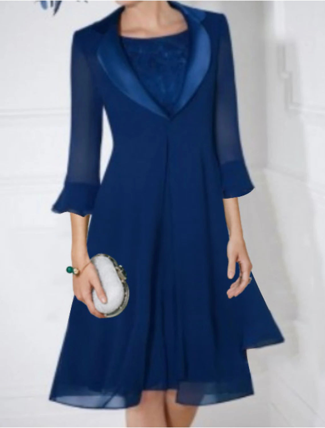 A-Line Mother of the Bride Dress Vintage Plus Size Jewel Neck Knee Length Chiffon Short Sleeve Jacket Dresses with Ruching