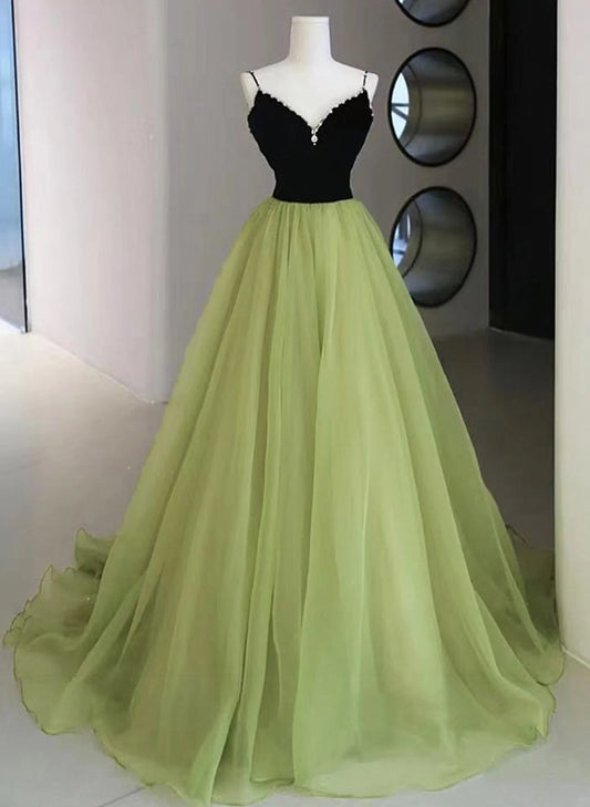 Beaira Chic Green and Black Long Evening Dress Party Dress Green A-line Prom Dress stores with prom dresses