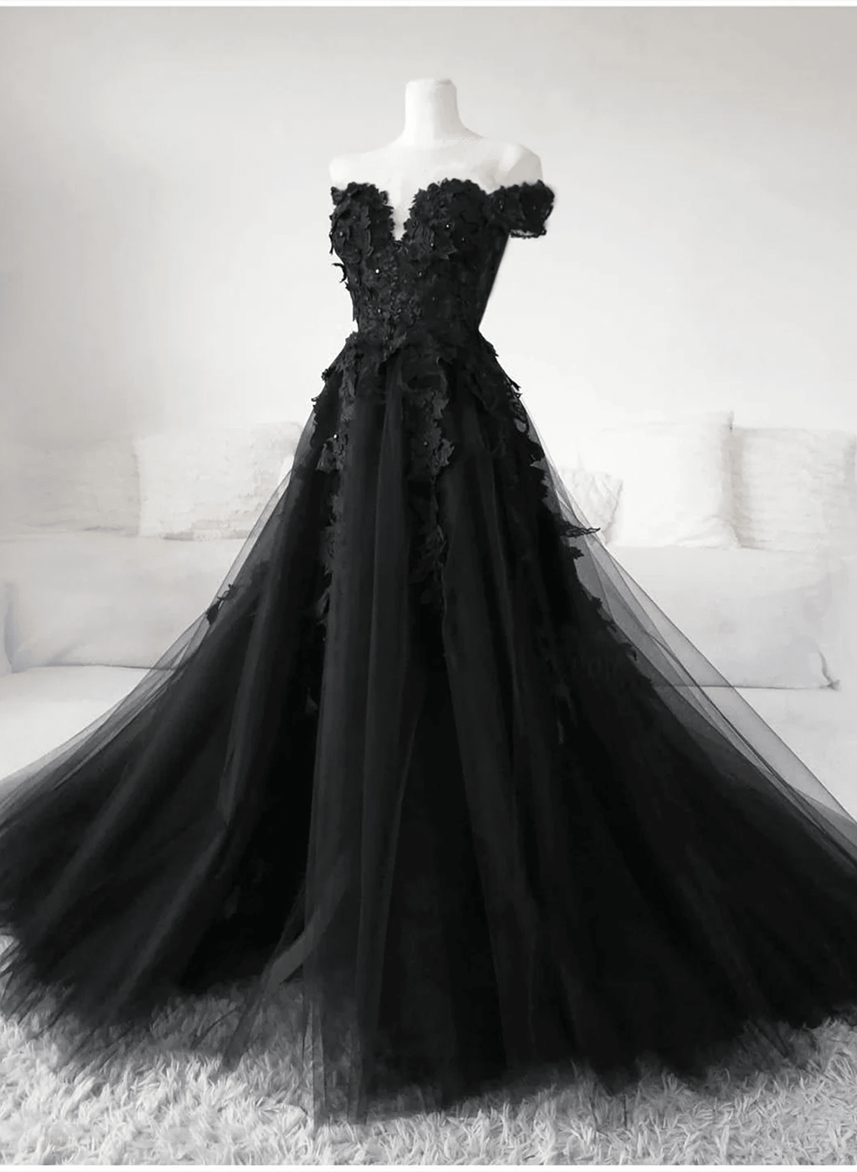 Beaira Black Off Shoulder Lace Applique Tulle Party Dress Black Long Formal Dress prom dresses stores