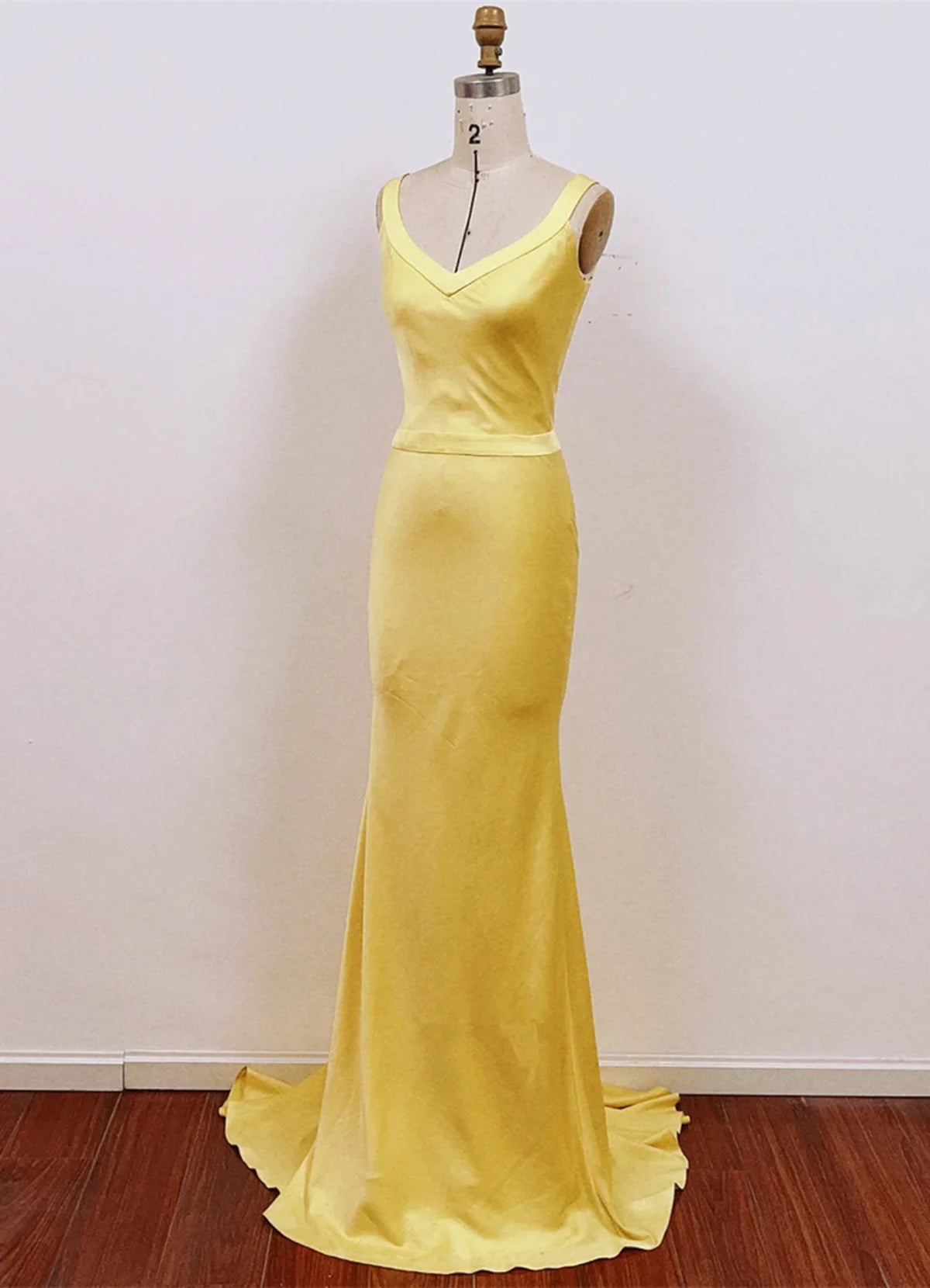 Beaira Chic Yellow Satin Mermaid Long Prom Dress Yellow Low Back Party Dress