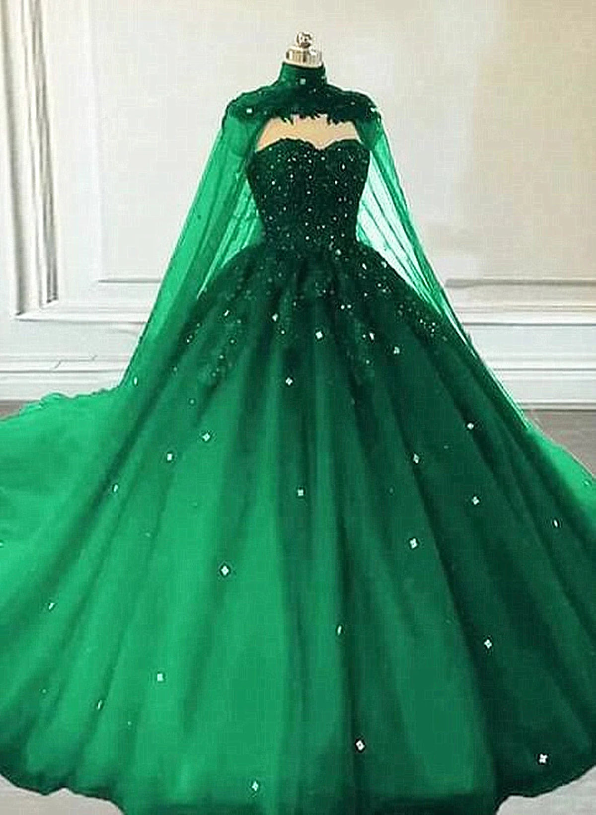 Beaira Glam Dark Green Sweetheart Ball Gown Beaded Sweet 16 Dress Dark Green Party Dres