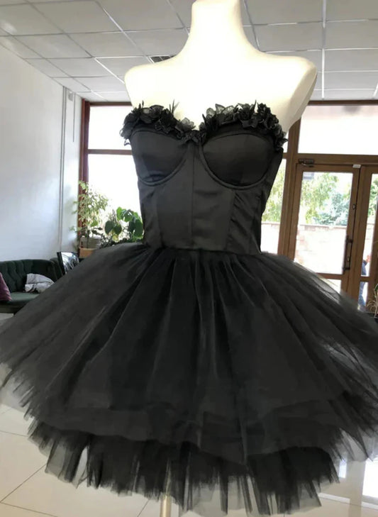 Beaira Black Tulle Sweetheart Short Homecoming Dress Black Prom Dress