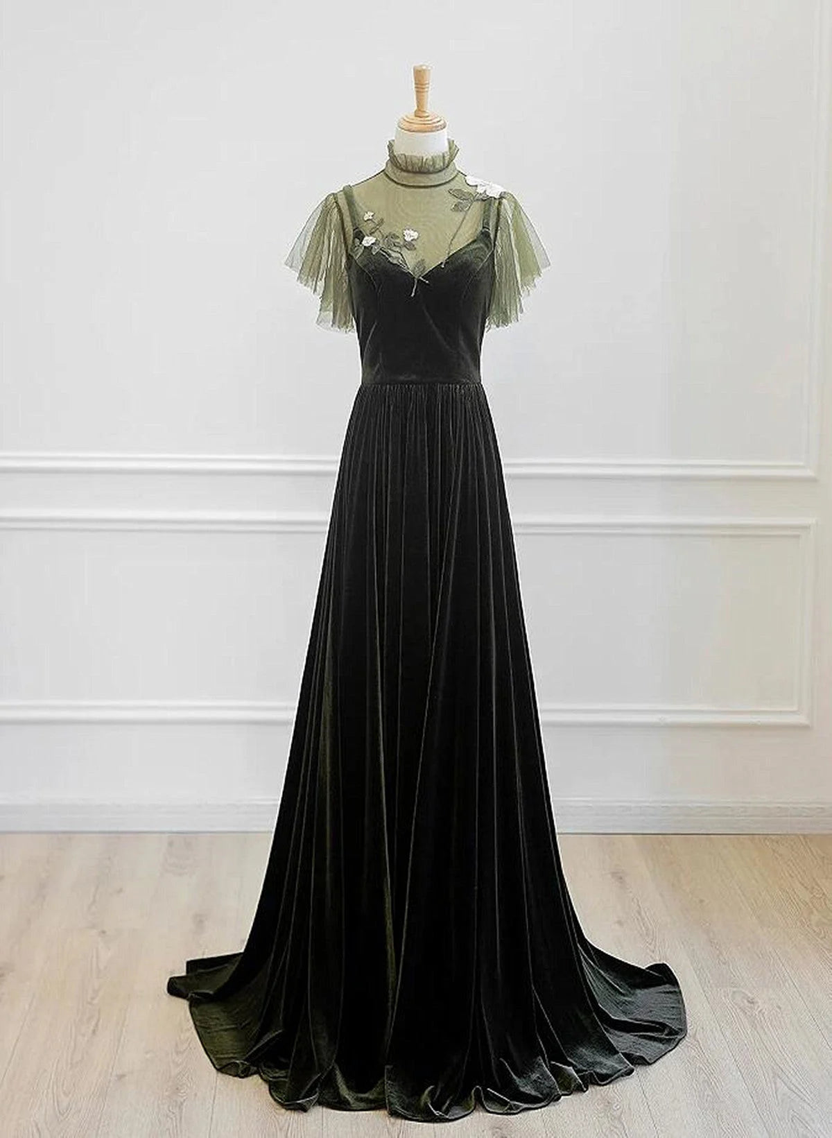 Beaira A-line Green Velvet Long Wedding Party Dress High Neckline Prom Dress Evening Dress