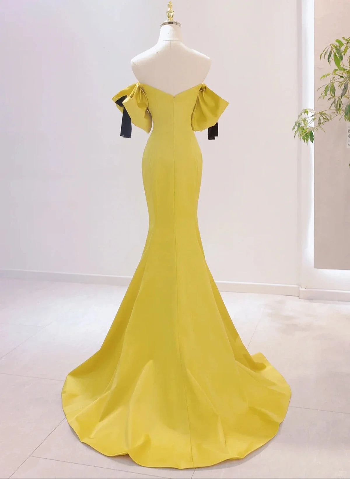 Beaira Yellow Mermaid Sweetheart Prom Dress Off Shoulder Yellow Evening Dress