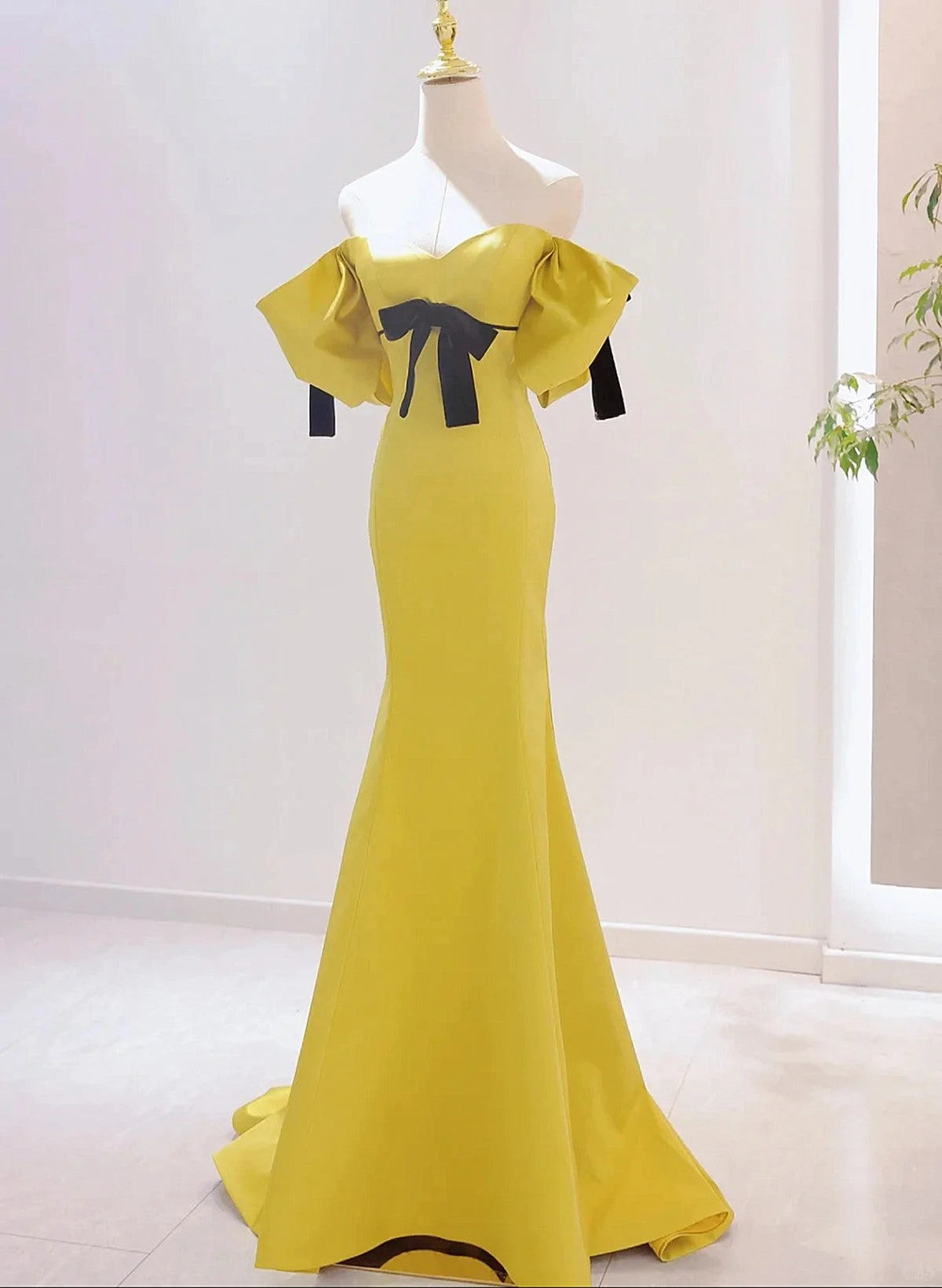 Beaira Yellow Mermaid Sweetheart Prom Dress Off Shoulder Yellow Evening Dress