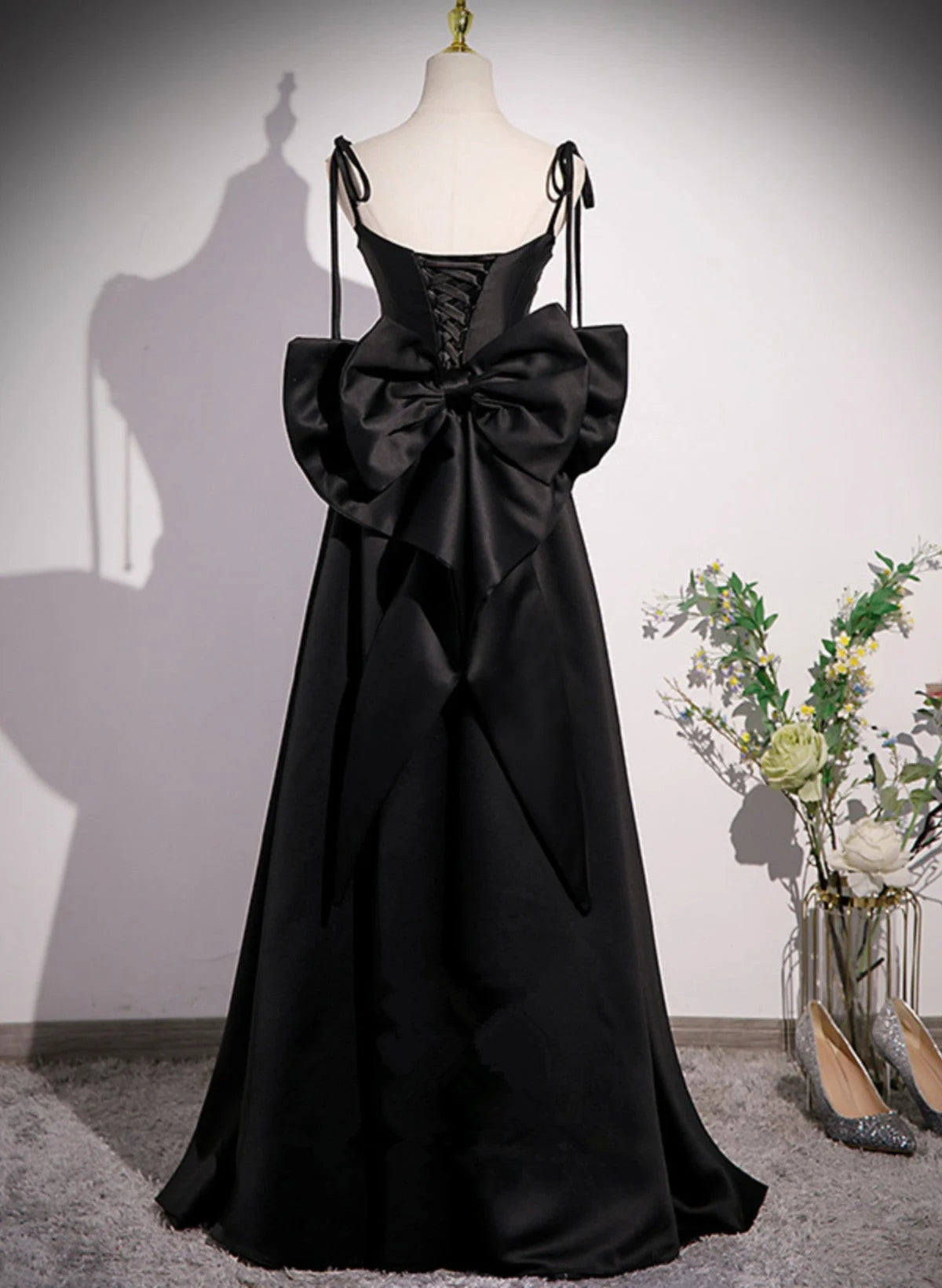 Beaira Black Satin Sweetheart Long Prom Dress with Bow Black Long Evening Dress