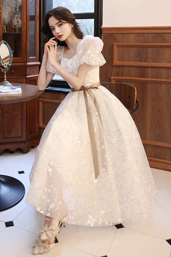 White Tulle Knee Length Prom Dress Cute Short Sleeve Homecoming Dress