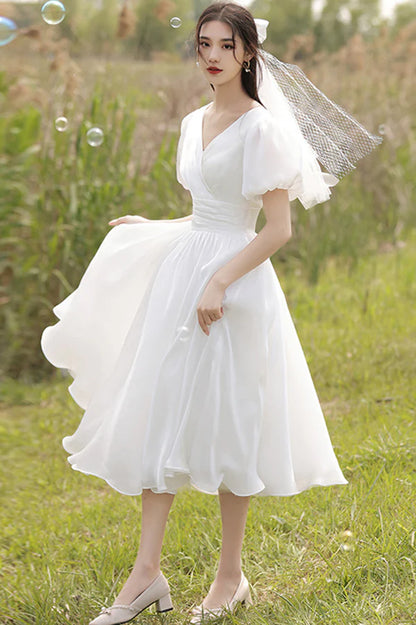 White V-Neck Tulle Short Prom Dress Cute A-Line Evening Party Dress