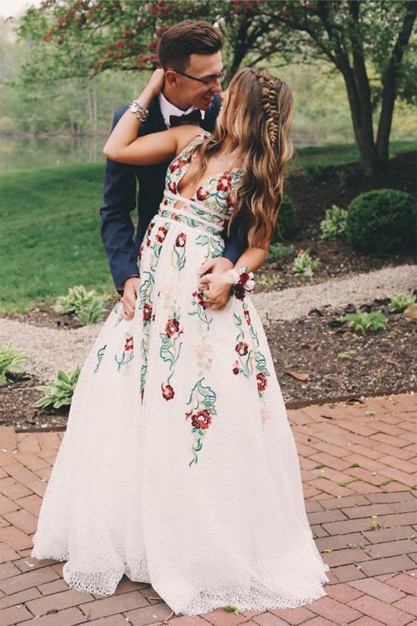 A Line Elegant V Neck Lace Prom Dresses Backless With Floral