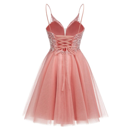 A Line Spaghetti Straps V Neck Sleeveless Applique Tulle Homecoming Dress