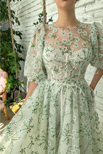 A Line Tea-Length Appliques Short Sleeve Floral Tulle Short Homecoming Dress