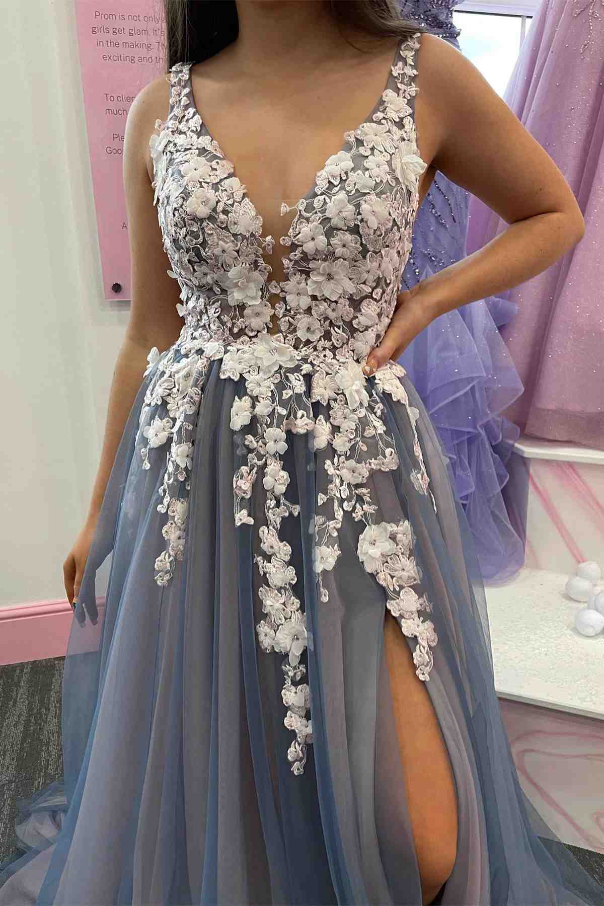 A Line V Neck Open Back Tulle With Applique Prom Dresses