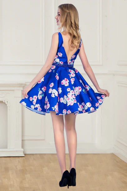 A Line V-Neck Short/Mini Satin Floral Homecoming Dresses