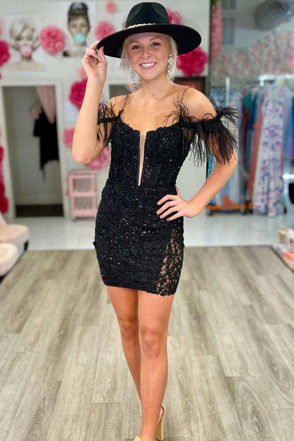 Bodycon Spaghetti Straps Cold-Shoulder Feather Short/Mini Homecoming Dress