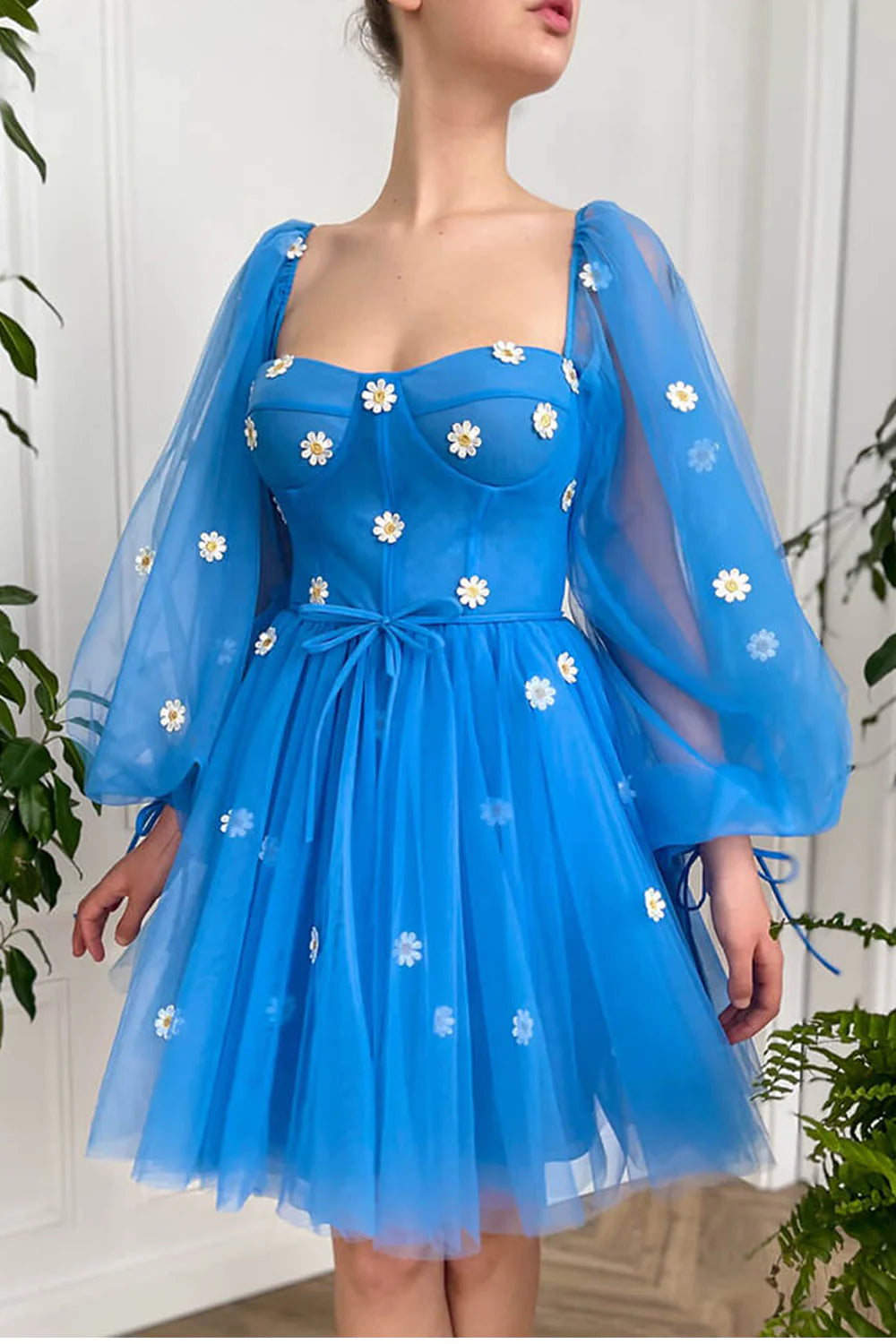 Cute Ball Gown Puffy Sleeve Flowers Embroidery Tulle Short Sweetheart Homecoming Dresses