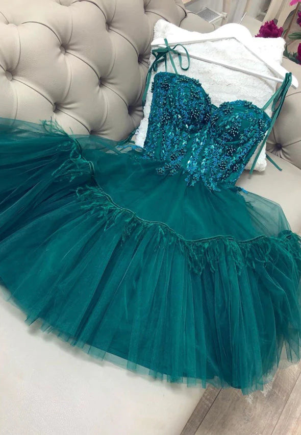 Elegant Green A Line Spaghetti Straps Beaded Tulle Short Homecoming Dress