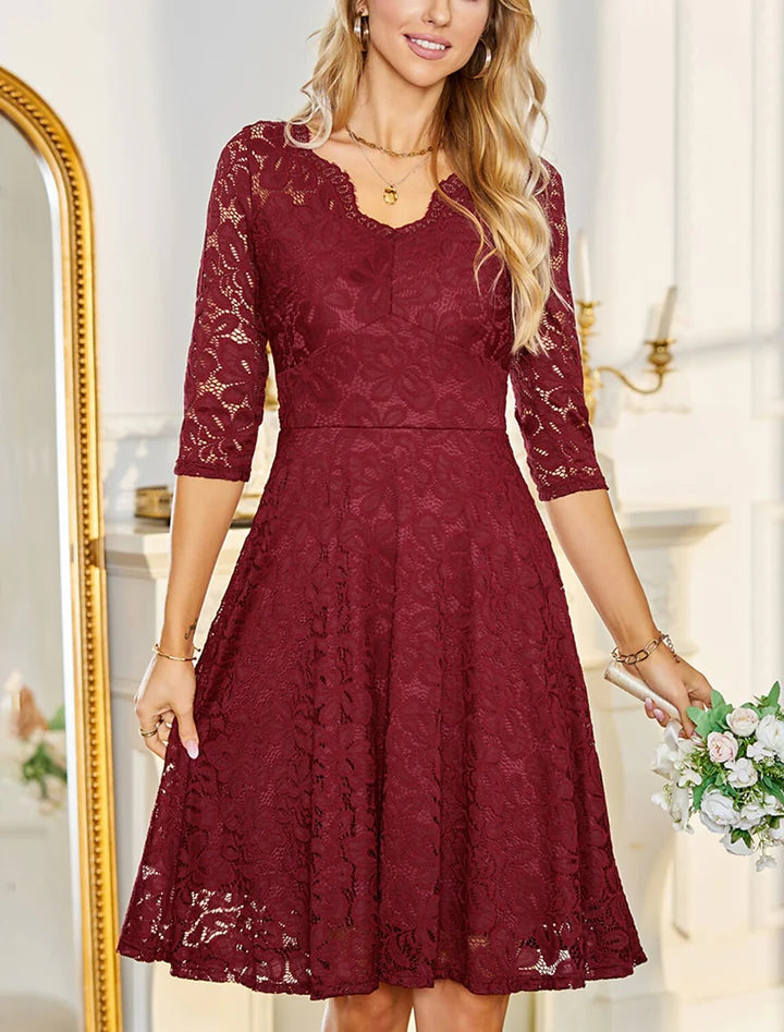 A-Line/Princess V-Neck Lace Wedding Guest Cocktail Dresses With Applique