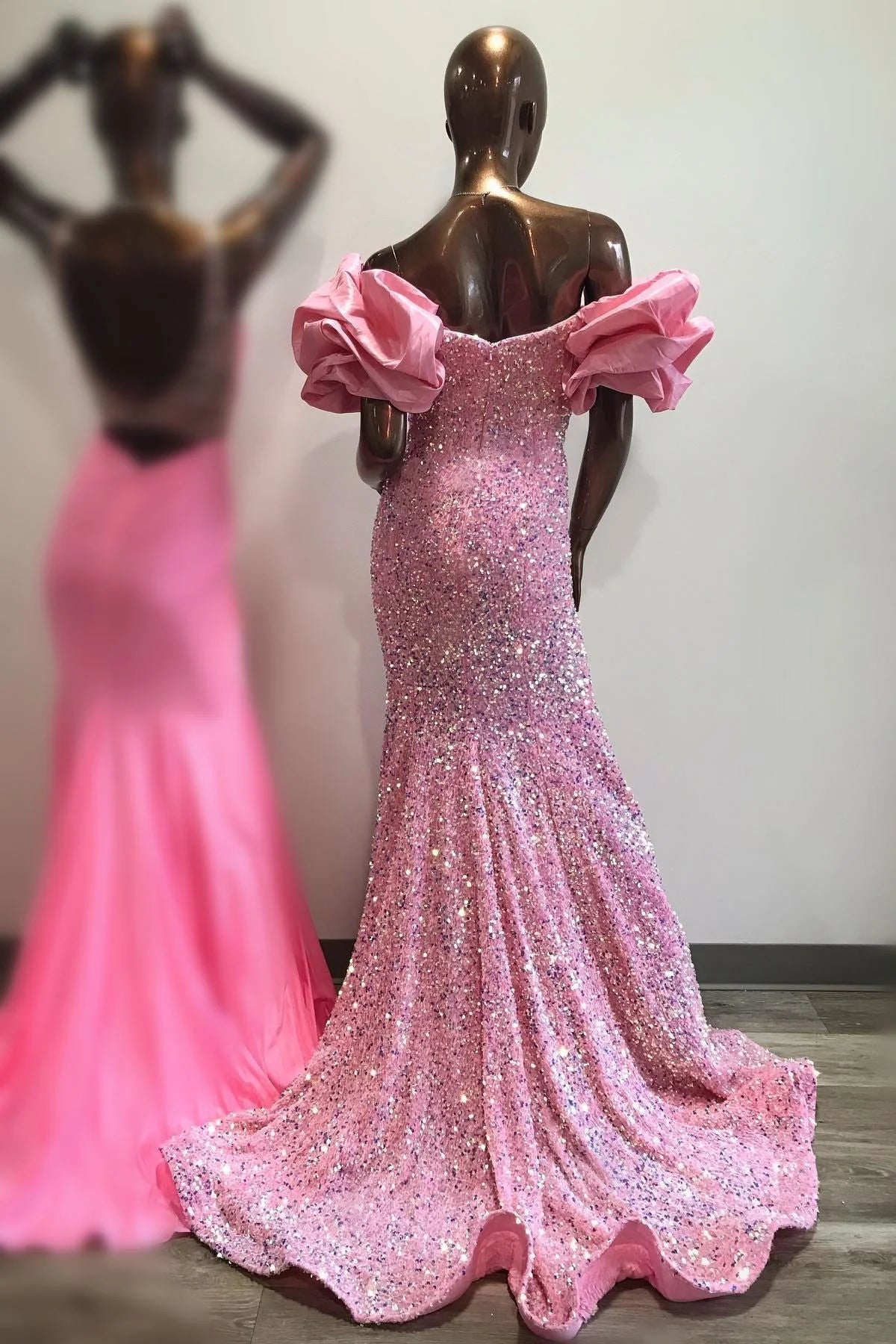 Mermaid Off The Shoulder Sweetheart Puff Sleeves Sequins Long Prom Dress