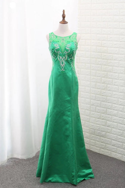 Mermaid Satin Scoop Party Dresses With Embroidery Floor Length