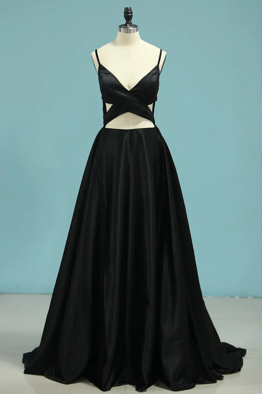 Party Dresses A Line Spaghetti Straps Satin Sweep Train