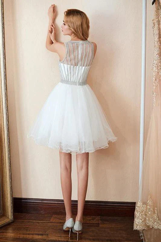 Scoop A Line White Homecoming Dresses Sequins Above Knee Tulle Short Graduation Dresses