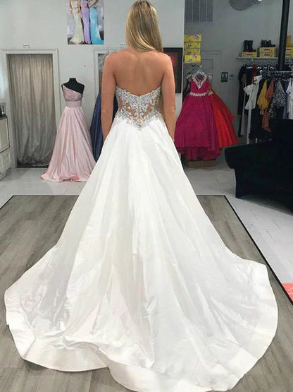 Halter Open Back A Line Backless Prom Dresses Satin With Beading