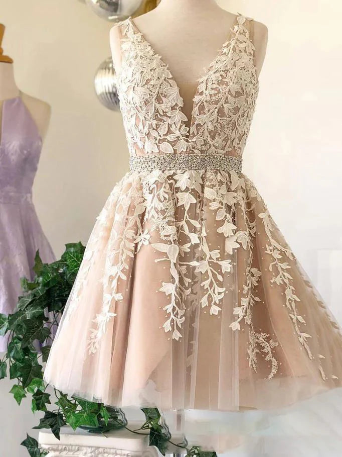 Short V Neck Beaded Ivory Tulle Cocktail Dresses Homecoming Dresses Lace Embroidery