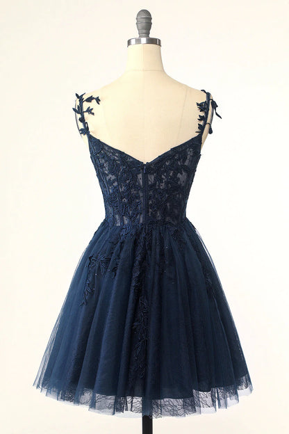 Tulle V Neck Above Knee Lace Appliques Short Homecoming Dresses