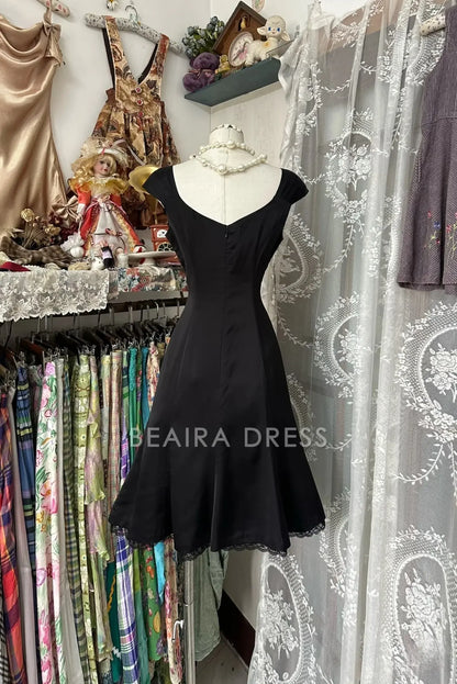 Beaira Vintage Fashion Ball Gown Black Short Length Homecoing Birthday Dress Cocktail Dresses