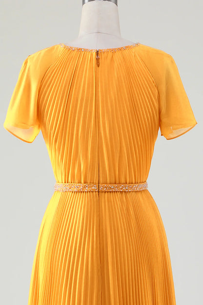 A-Line Round Neck Pleated Yellow Mother of Bride Dress With Short Sleeves