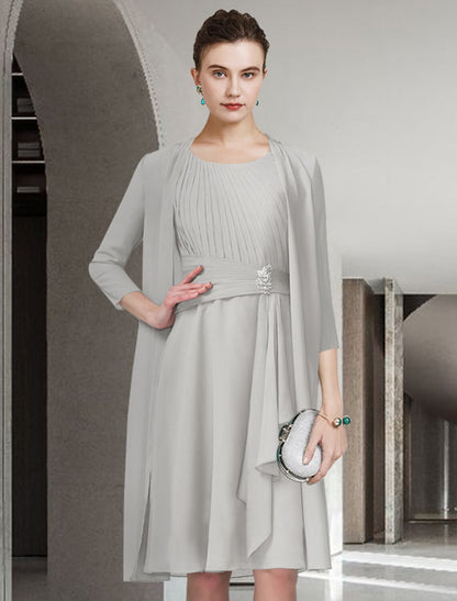 Two Piece A-Line Mother of the Bride Dress Church Elegant Jewel Neck Knee Length Chiffon Sleeveless with Pleats Ruched