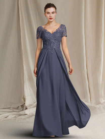 Sheath / Column Mother of the Bride Dress Plus Size Elegant V Neck Floor Length Chiffon Lace Short Sleeve with Appliques