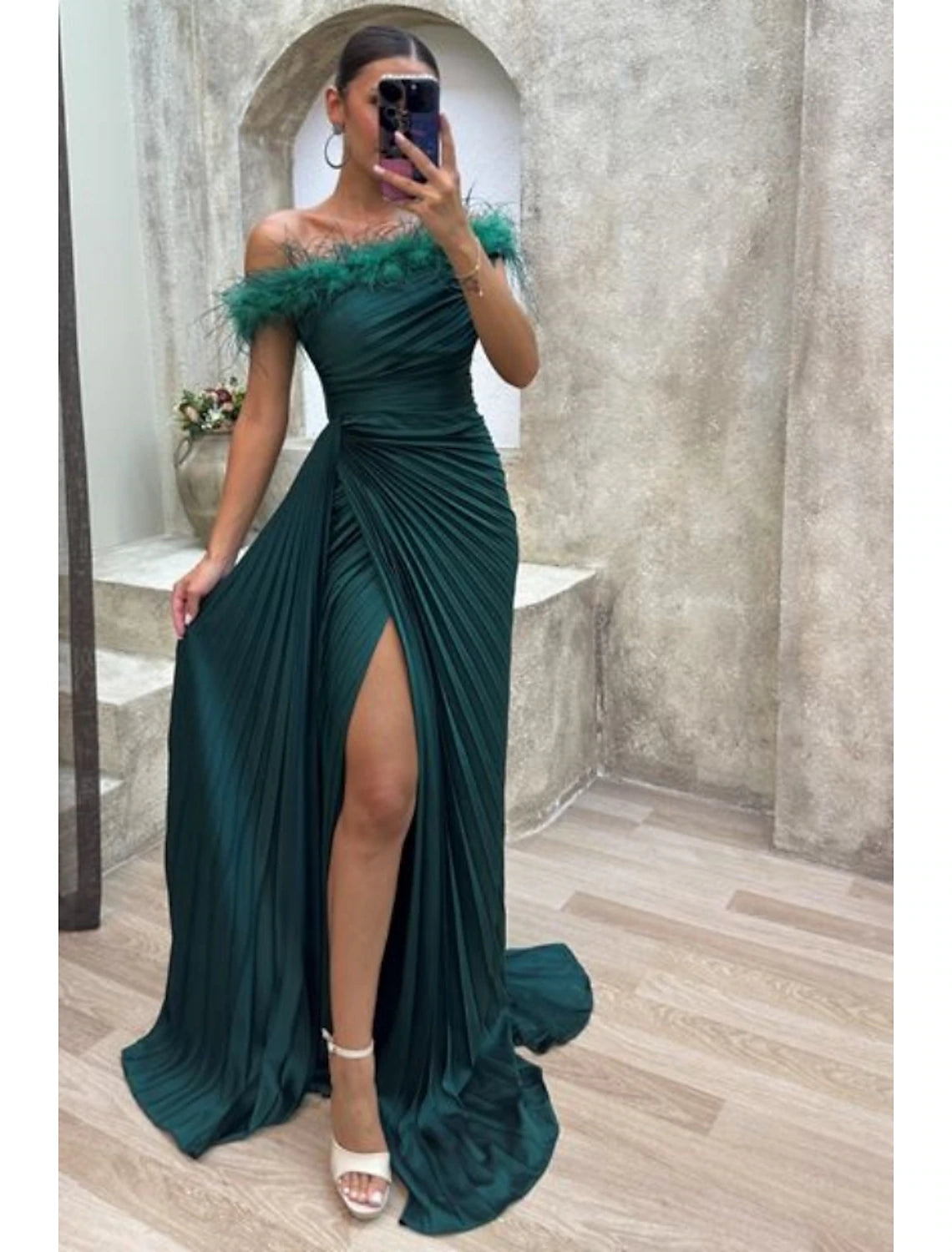 A-Line Evening Gown High Split Dress Formal Fall Sweep / Brush Train Sleeveless Off Shoulder Satin with Feather Pleats Slit