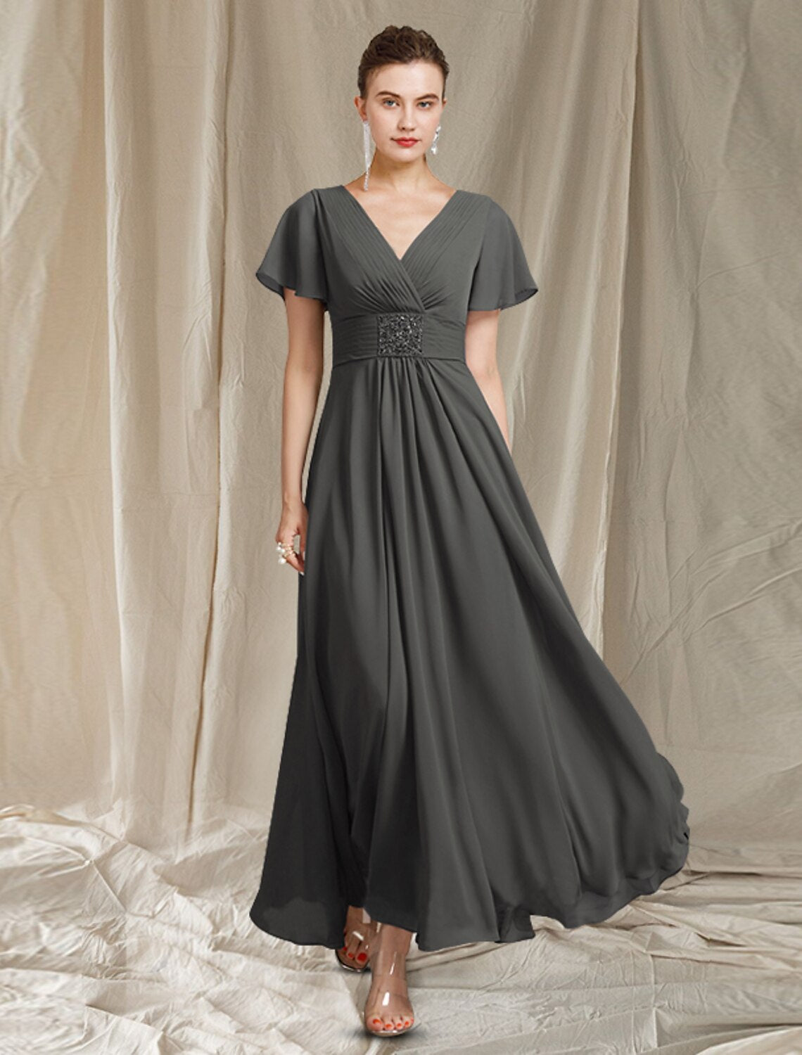 A-Line Mother of the Bride Dress Elegant V Neck Ankle Length Chiffon Short Sleeve with Pleats Beading