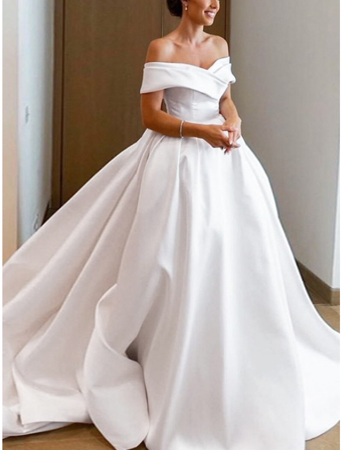 Formal Wedding Dresses Ball Gown Off Shoulder Short Sleeve Court Train Satin Bridal Gowns With Pleats