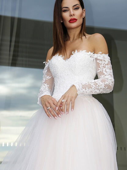 A-Line/Princess Long Sleeves Tulle Applique Off-the-Shoulder Court Train Wedding Dresses