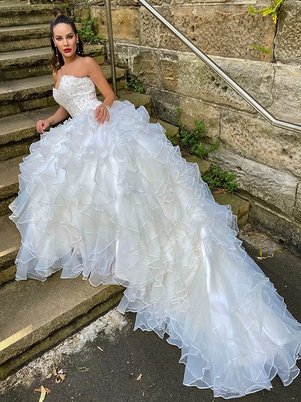 Ball Gown Organza Sleeveless Sequin Sweetheart Chapel Train Wedding Dresses