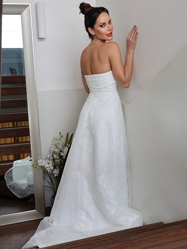 A-Line/Princess Ruched Sweetheart Sleeveless Sweep/Brush Train Wedding Dresses