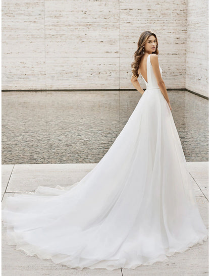 Beach Wedding Dresses Two Piece V Neck Sleeveless Court Train Satin Bridal Gowns With Pattern