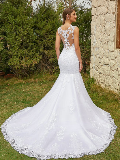 Trumpet/Mermaid Tulle Lace Scoop Sleeveless Court Train Wedding Dresses