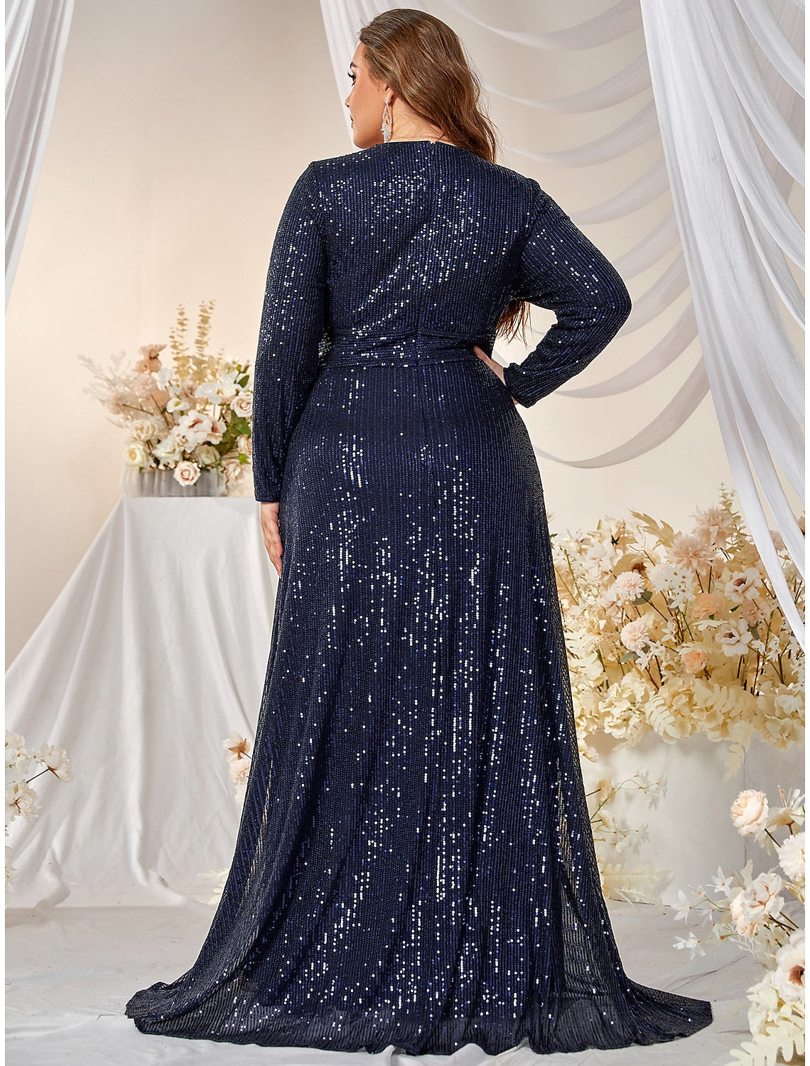 A-Line Evening Gown Plus Size Dress Formal Wedding Sweep / Brush Train Long Sleeve V Neck Polyester with Sequin Slit