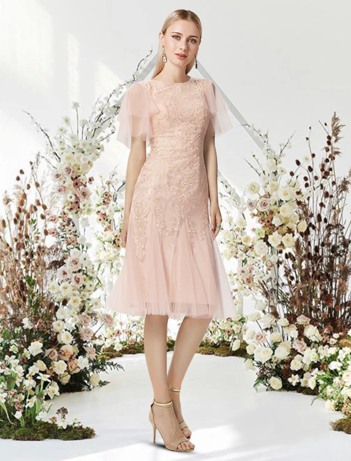 A-Line Cocktail Dresses Flirty Dress Graduation Cocktail Party Knee Length Half Sleeve Jewel Neck Lace with Appliques