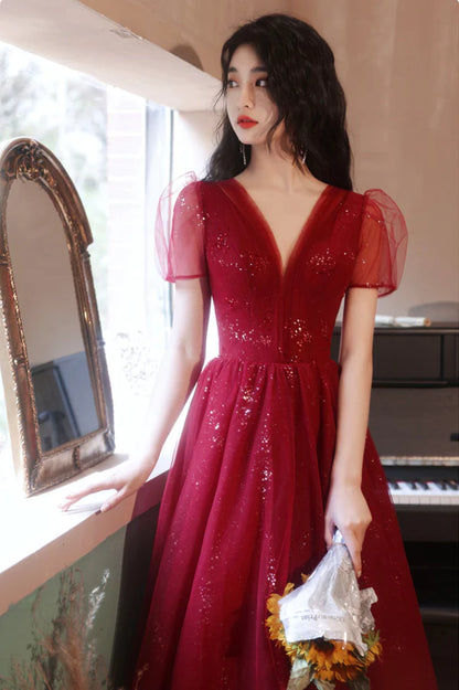 Burgundy V-Neck Tulle Short Prom Dress A-Line Homecoming Party Dress