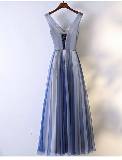 A-Line Bridesmaid Dress V Neck Sleeveless Elegant Floor Length Tulle with Beading / Appliques