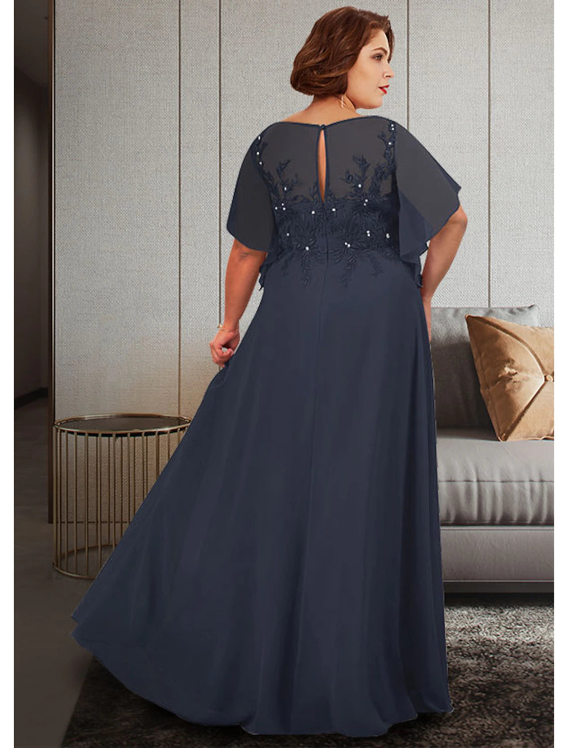 A-Line Mother of the Bride Dress Plus Size Elegant Jewel Neck Floor Length Chiffon Lace Half Sleeve with Appliques