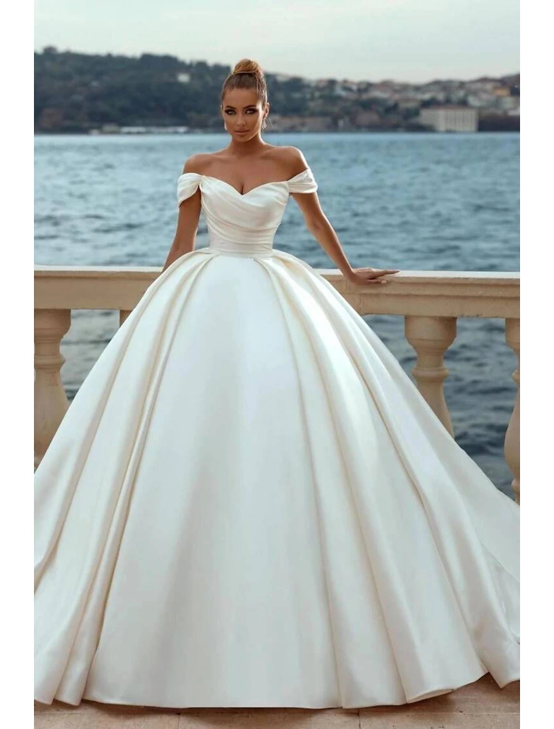 Engagement Formal Wedding Dresses Ball Gown Off Shoulder Cap Sleeve Court Train Satin Church Bridal Gowns With Ruched Solid Color Summer Fall Wedding Party