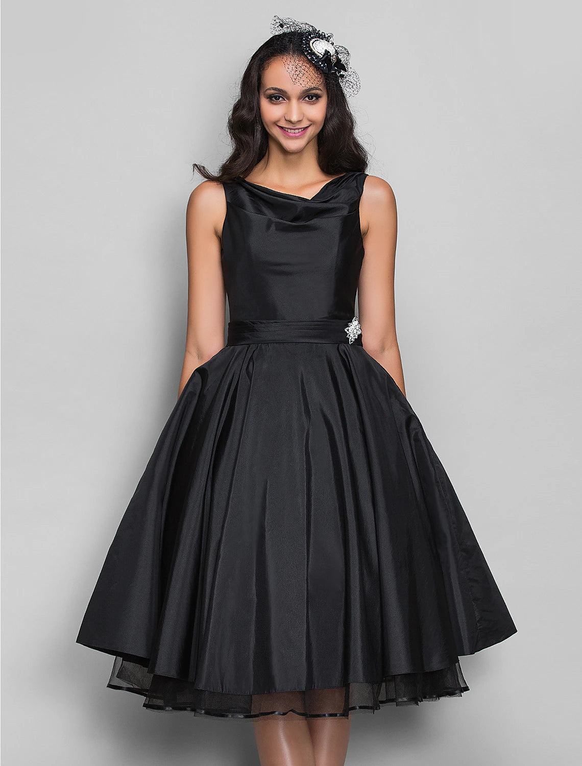 A-Line Cocktail Black Dress Vintage Dress Halloween Wedding Guest Knee Length Sleeveless V Neck Taffeta with Pleats Crystals